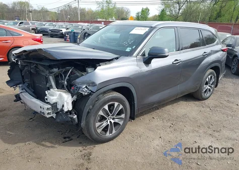 2021 Toyota Highlander Xle из США, поврежденный, VIN 5TDGZRBH6MS075994